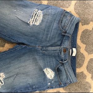Distressed Boyfriend Jeans